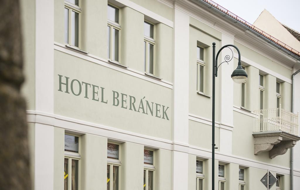 Hotel Beranek Blatna Ngoại thất bức ảnh