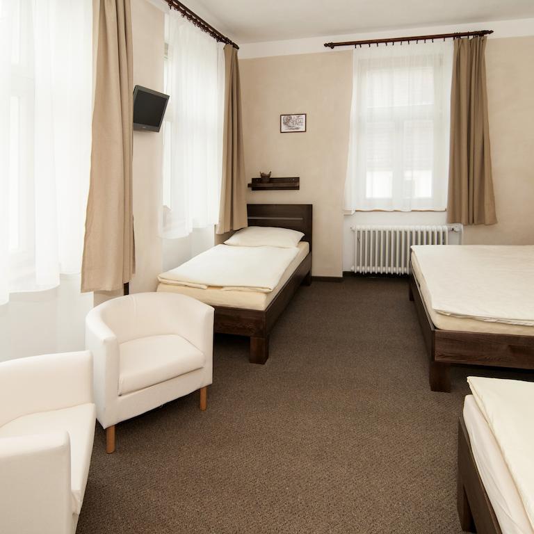 Hotel Beranek Blatna Ngoại thất bức ảnh