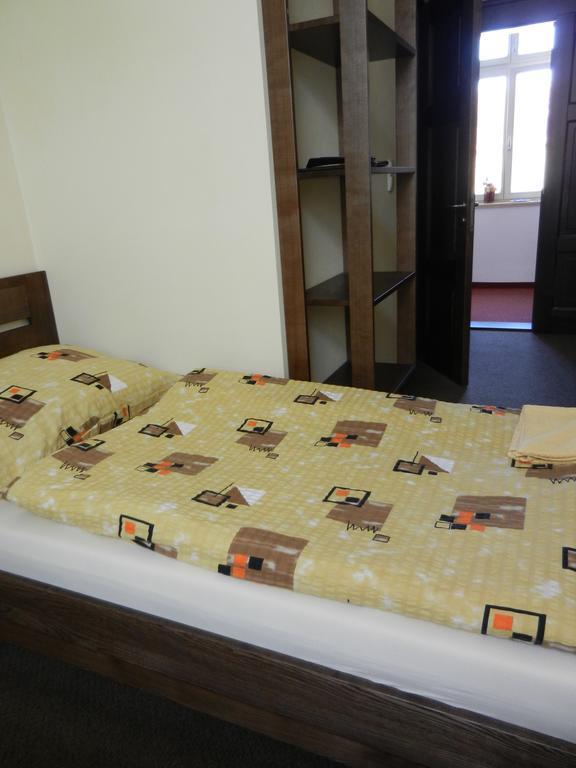 Hotel Beranek Blatna Ngoại thất bức ảnh